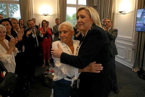 marine le pen nue|MARINE LE PEN Nude